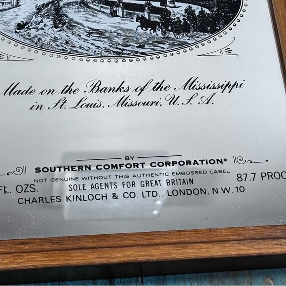 Vintage Southern Comfort Mirror Framed Colour Pub Bar Man Cave Collectable - Picture 3 of 11